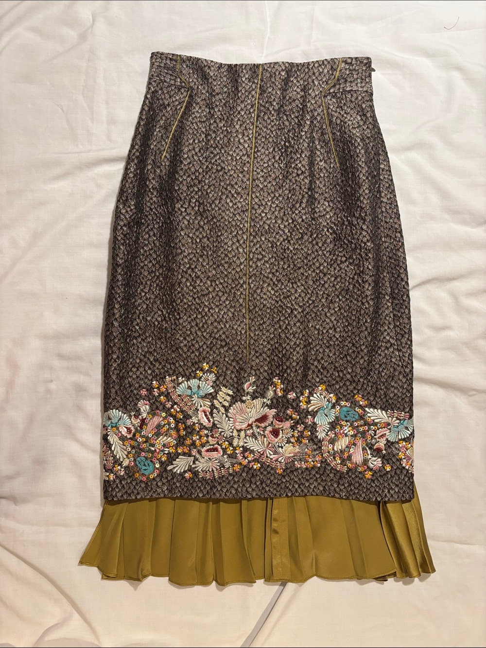 Zac Posen Charcoal/brown Embroidered Pencil Skirt with Olive Pleat